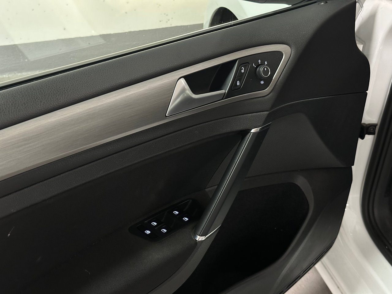2015 Volkswagen Golf 1.8 TSI Trendline, Vancouver, Cash
