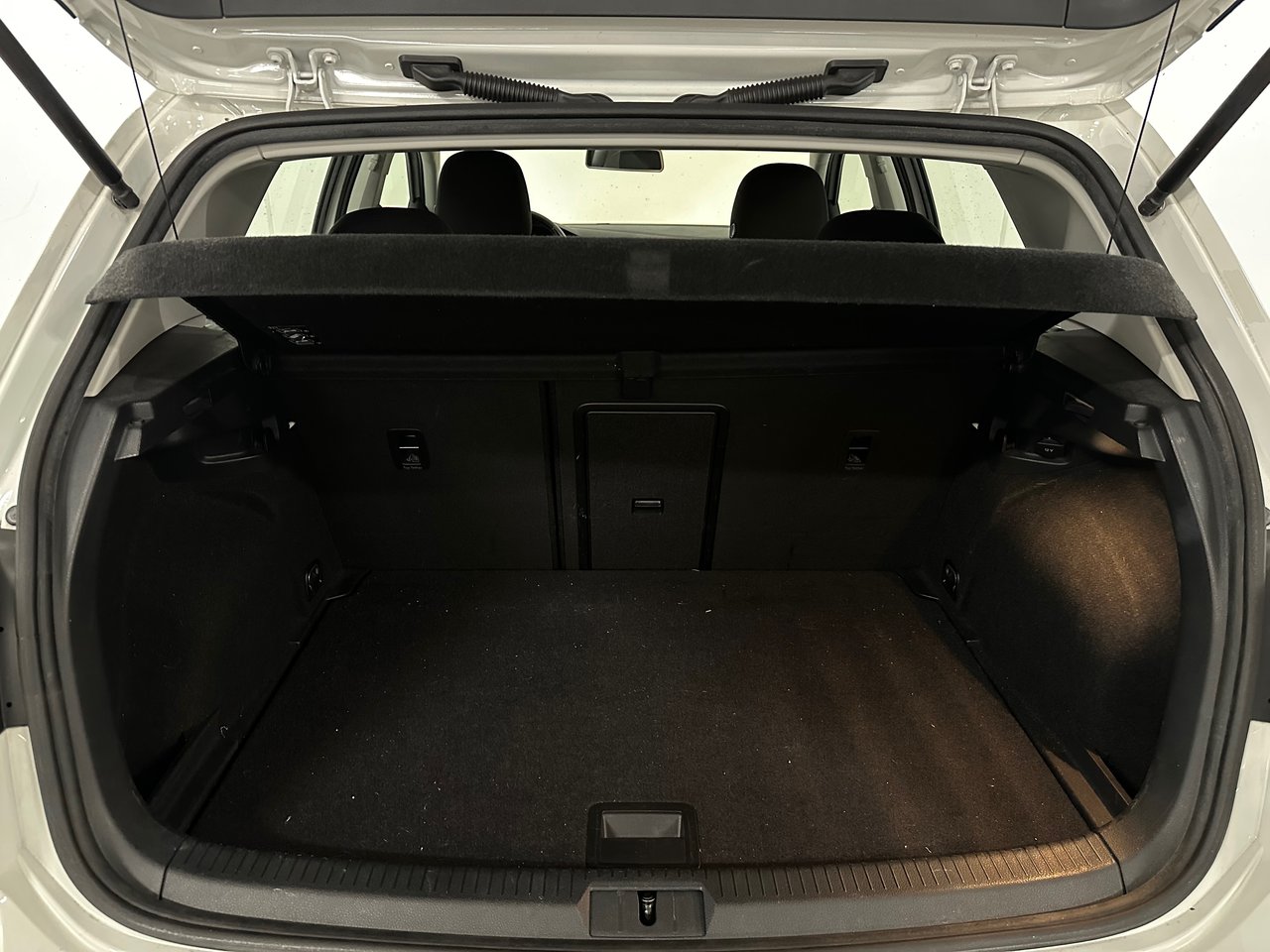 2015 Volkswagen Golf 1.8 TSI Trendline, Vancouver, Cash