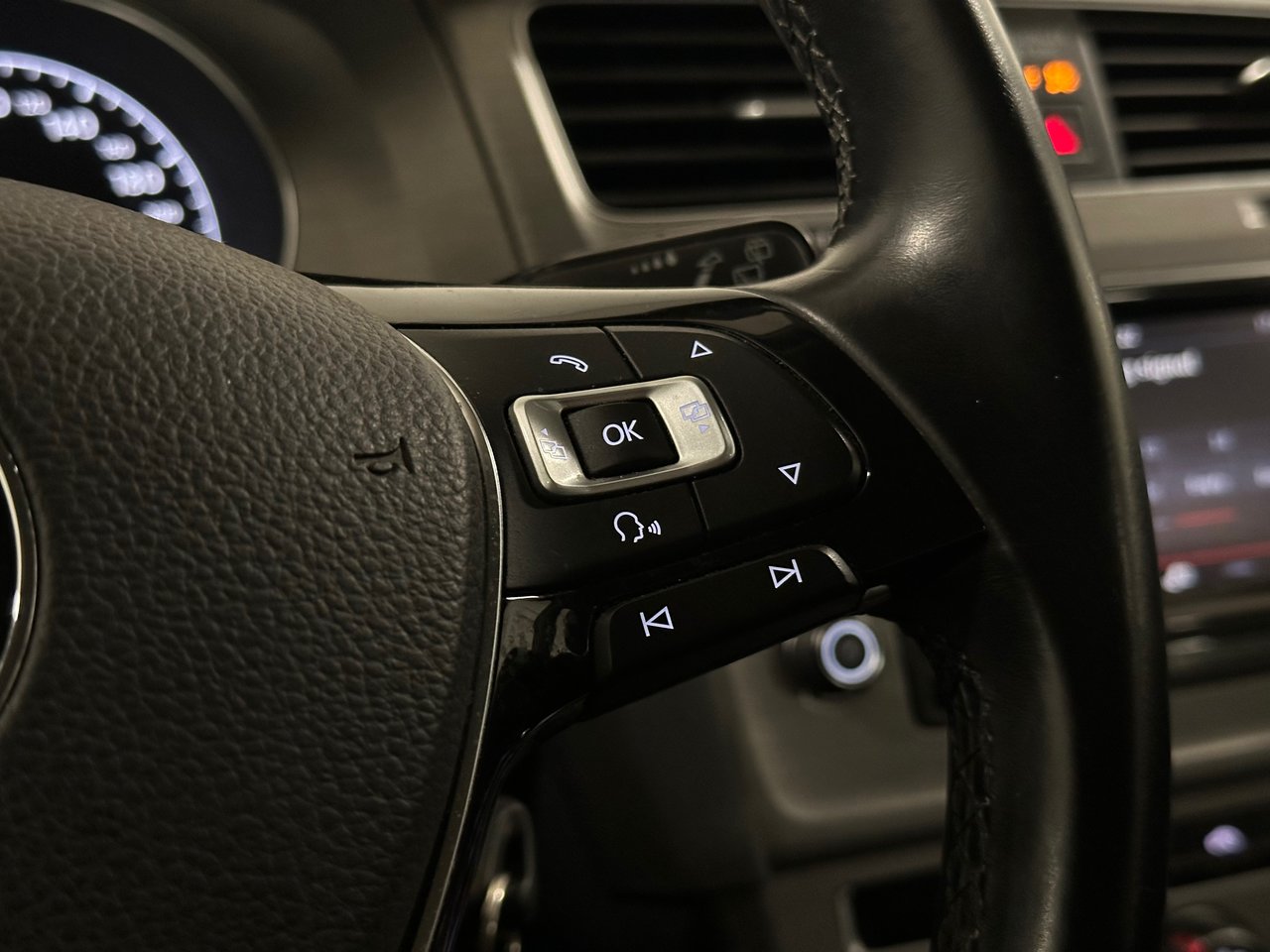 2015 Volkswagen Golf 1.8 TSI Trendline, Vancouver, Cash