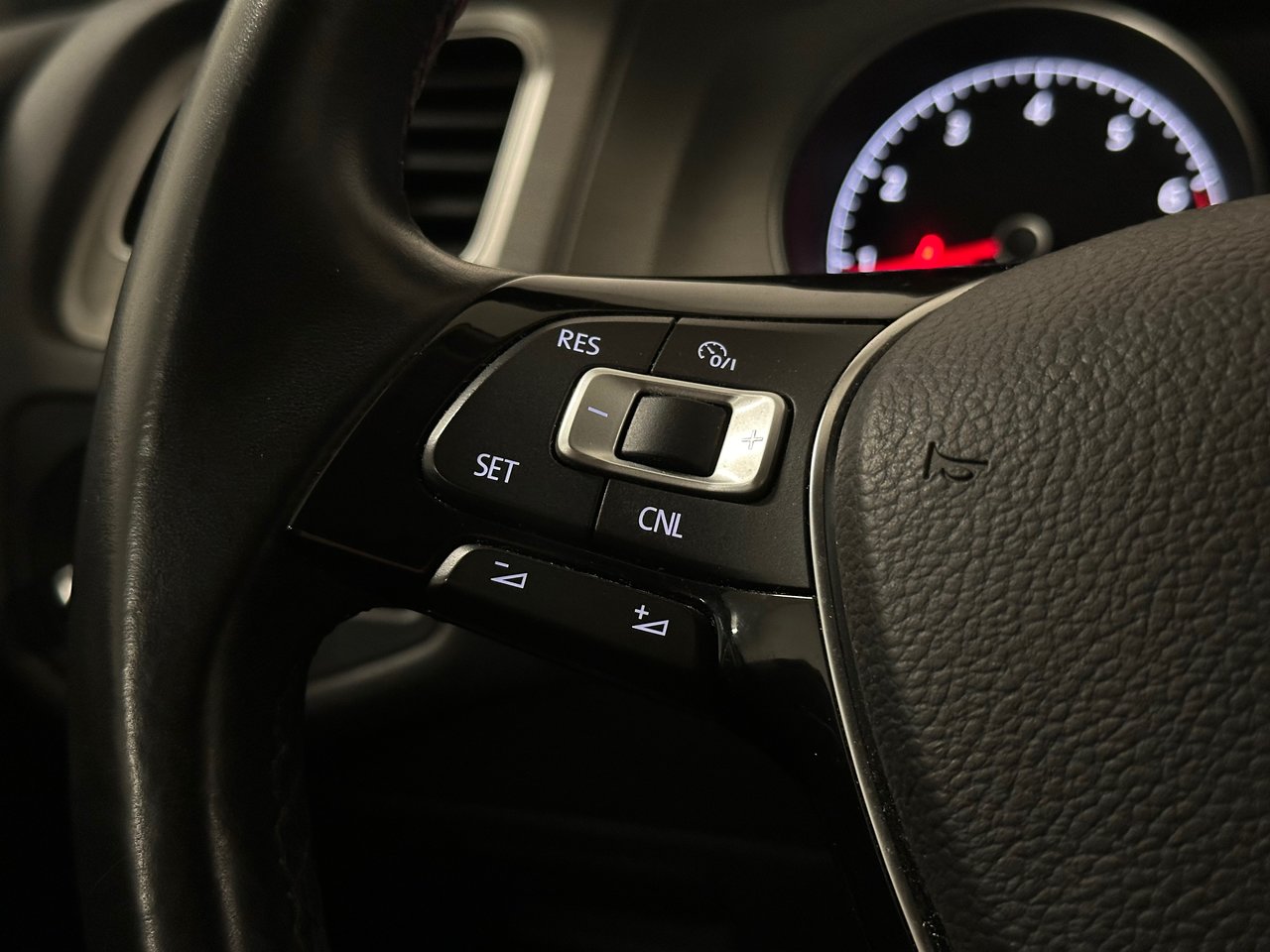 2015 Volkswagen Golf 1.8 TSI Trendline, Vancouver, Cash