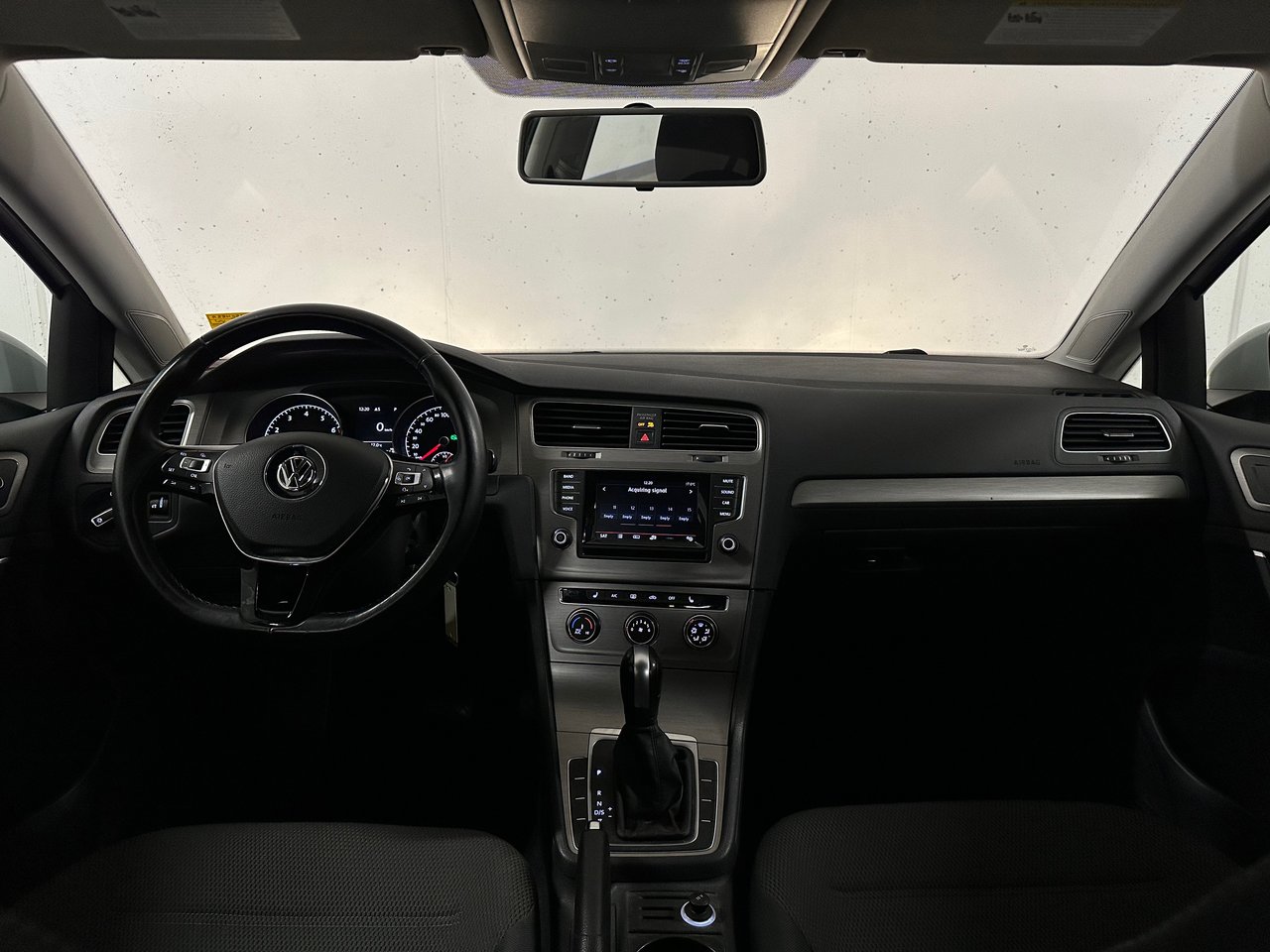 2015 Volkswagen Golf 1.8 TSI Trendline, Vancouver, Cash