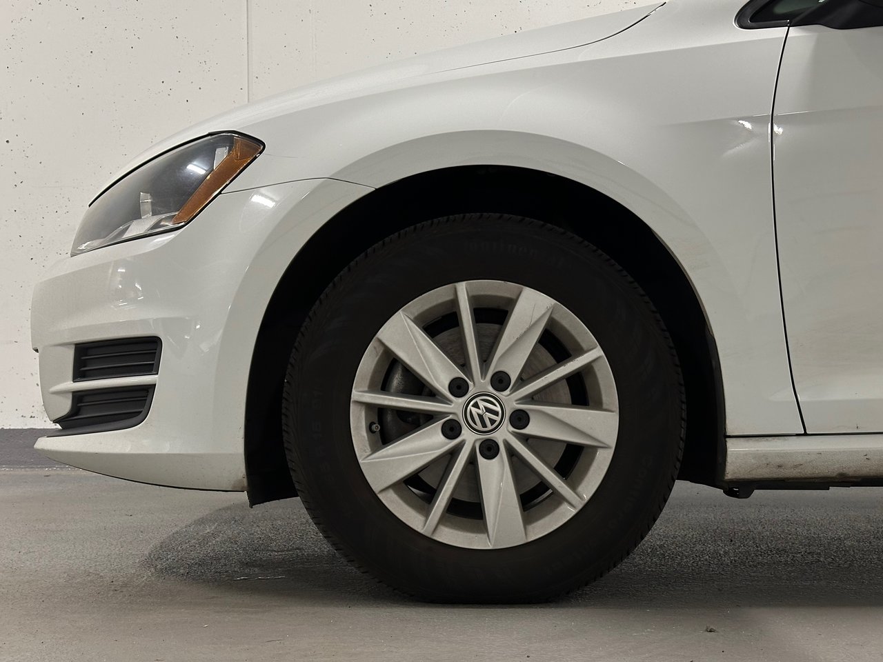 2016 Volkswagen Golf 1.8 TSI Trendline, Vancouver, Cash