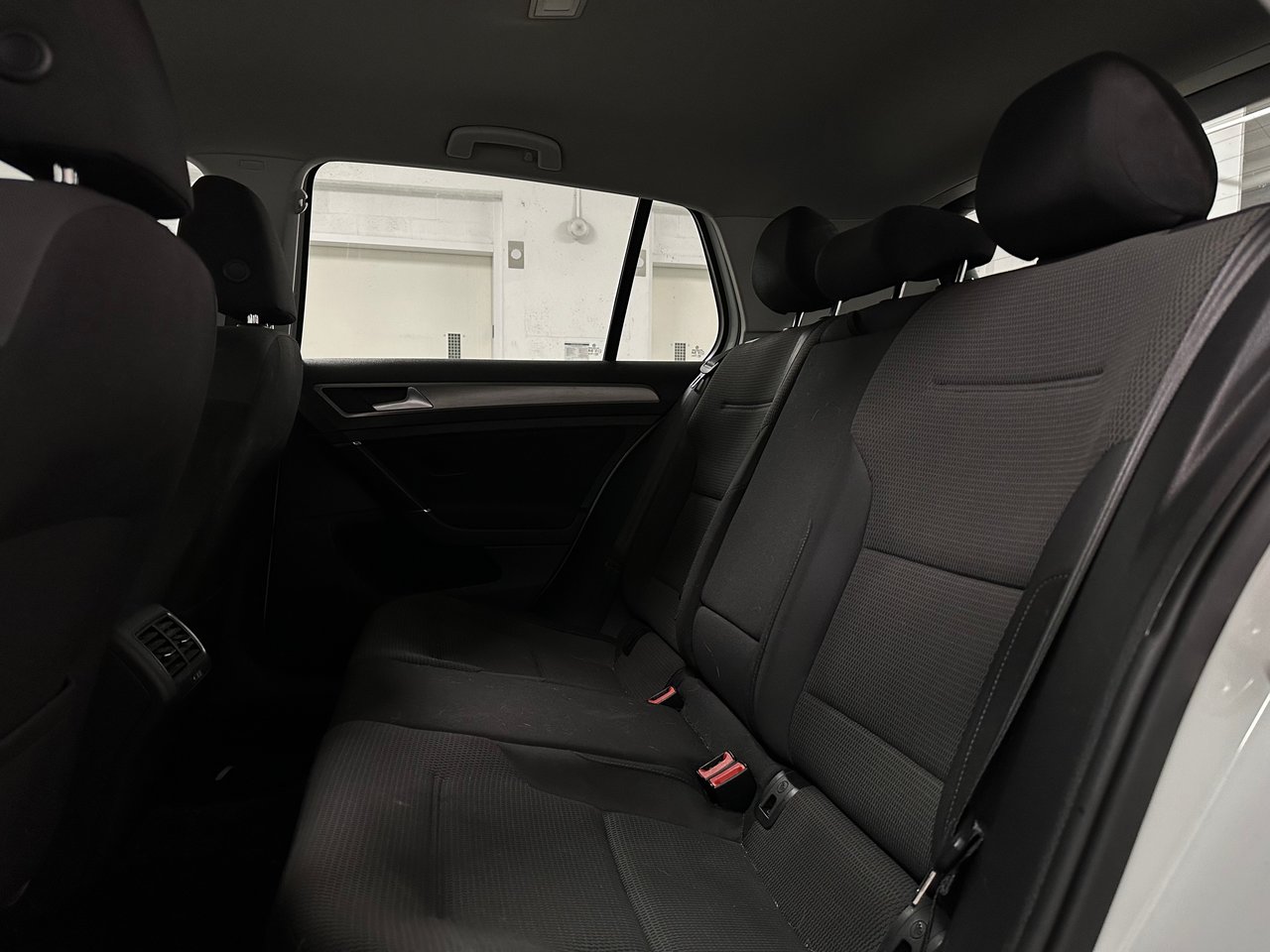 2016 Volkswagen Golf 1.8 TSI Trendline, Vancouver, Cash