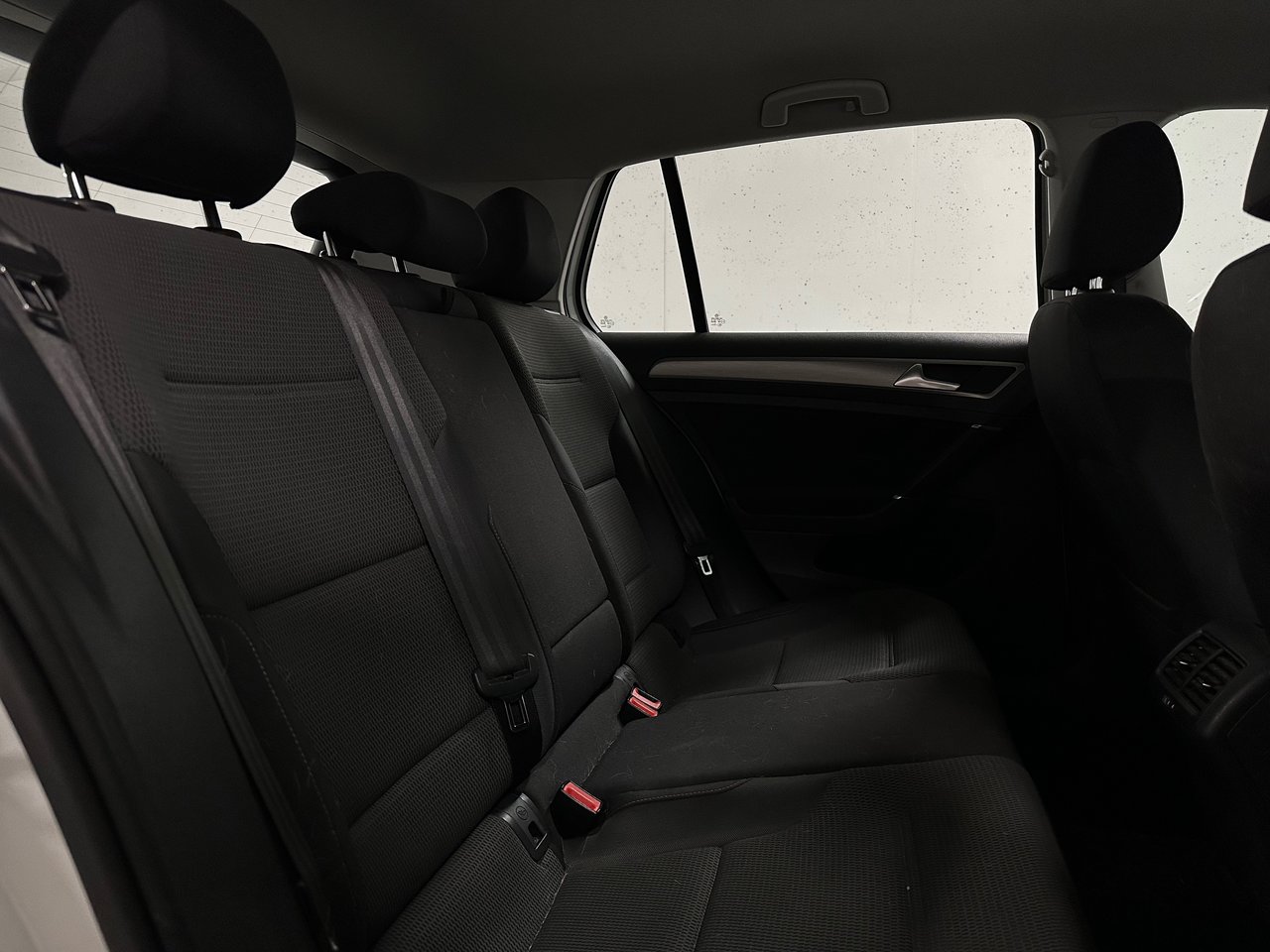 2016 Volkswagen Golf 1.8 TSI Trendline, Vancouver, Cash