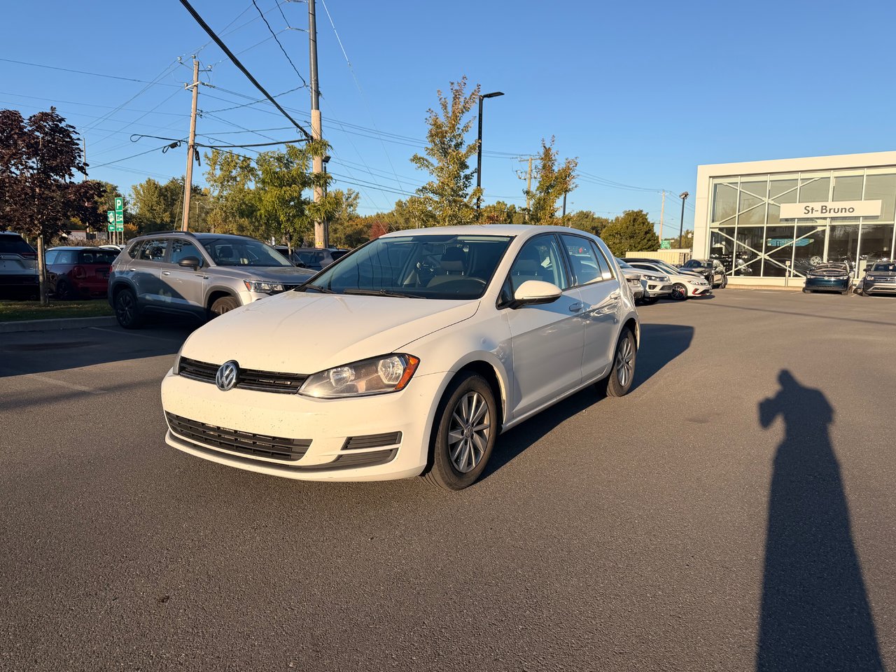 BLANCHE 2017 Volkswagen Golf Hatchback Automatic
