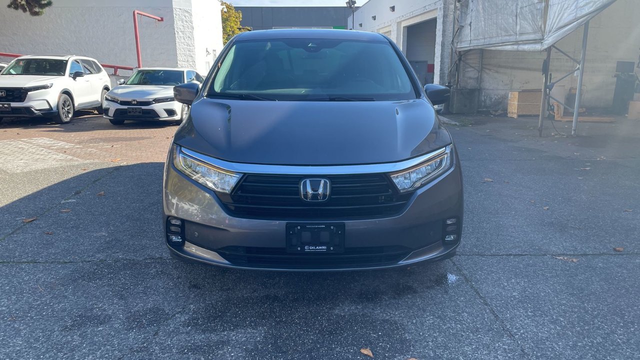 Gray (Modern Steel Metallic) 2023 Honda Odyssey Minivan Front-Wheel Drive Automatic