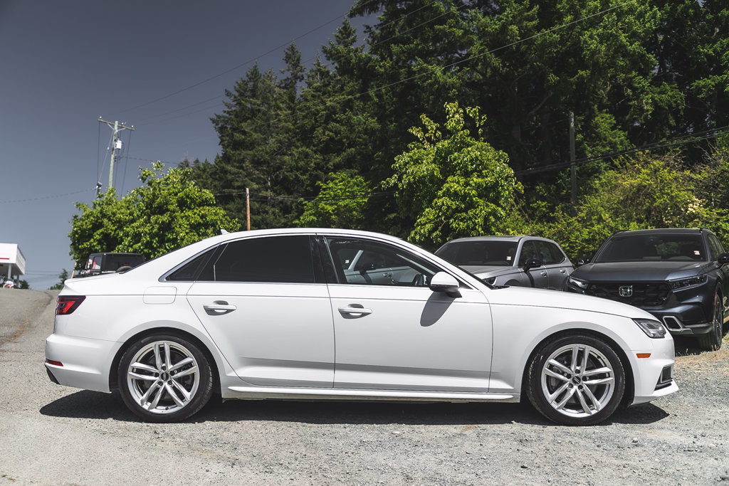 2018 Audi A4 Sedan Technik-9