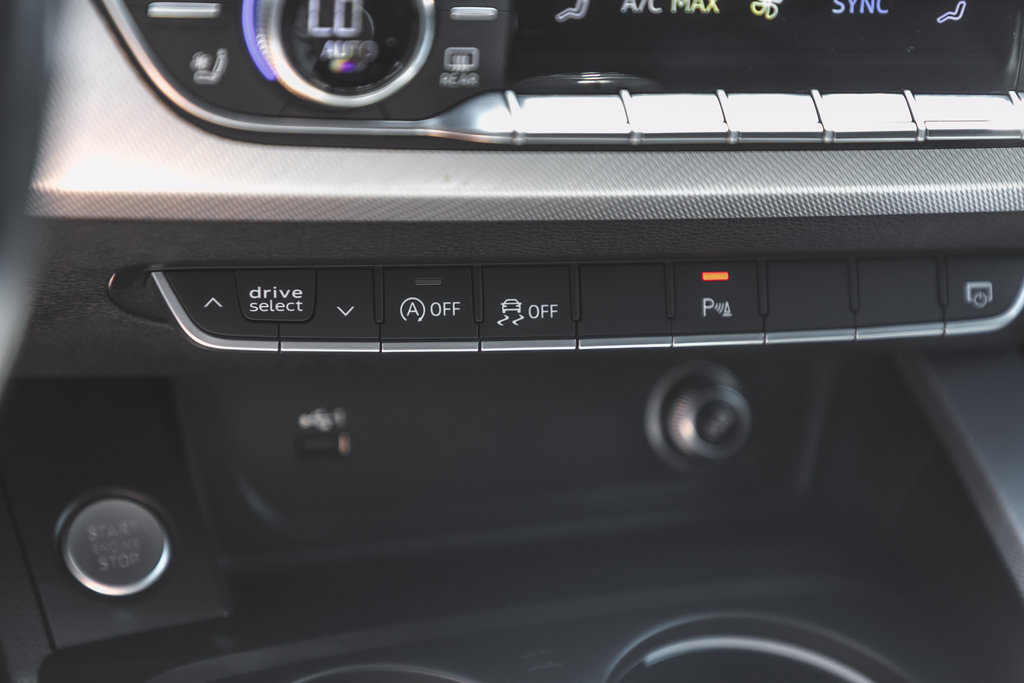 2018 Audi A4 Sedan Technik-37