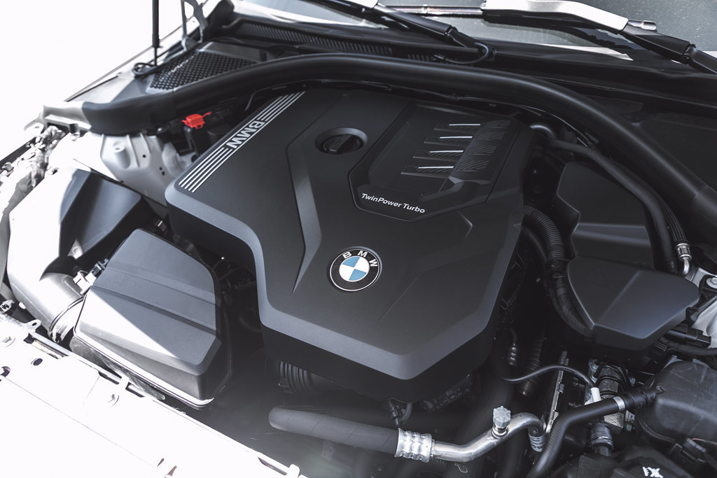 2024 BMW 2 Series 230i xDrive-12