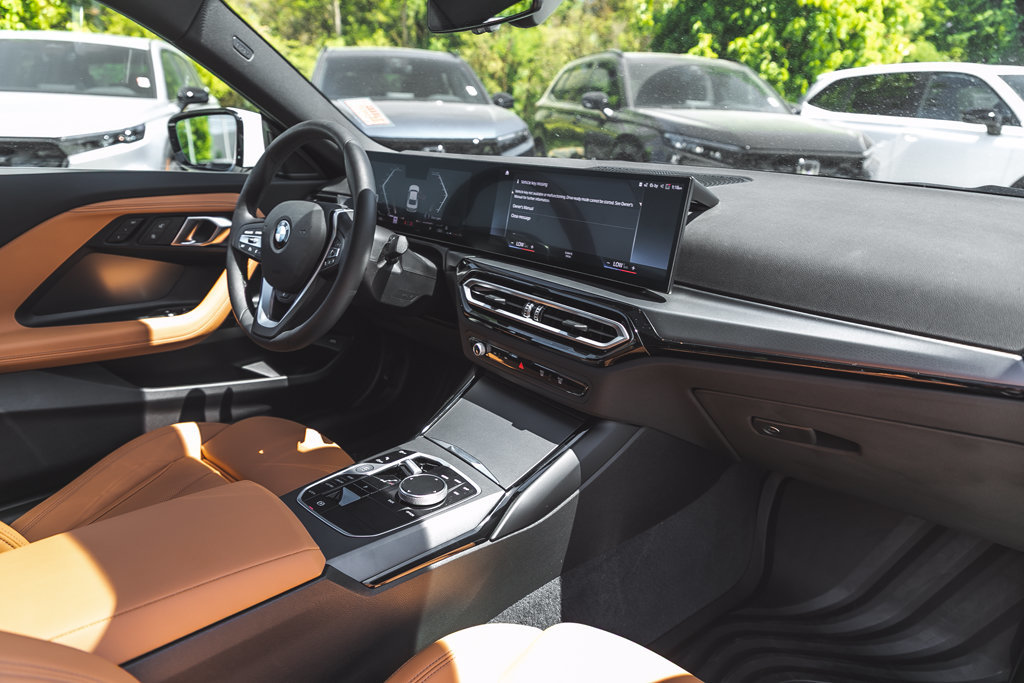 2024 BMW 2 Series 230i xDrive-23