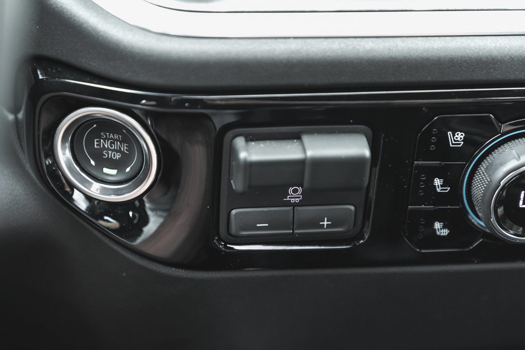 2026 Chevrolet Silverado 1500 High Country-43
