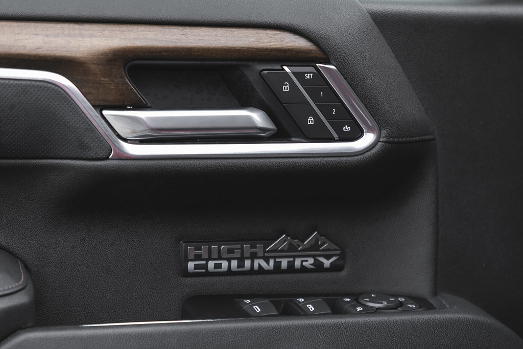 2026 Chevrolet Silverado 1500 High Country-16