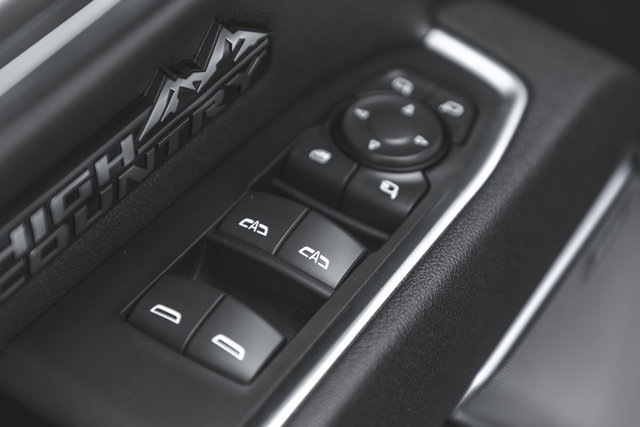 2026 Chevrolet Silverado 1500 High Country-22