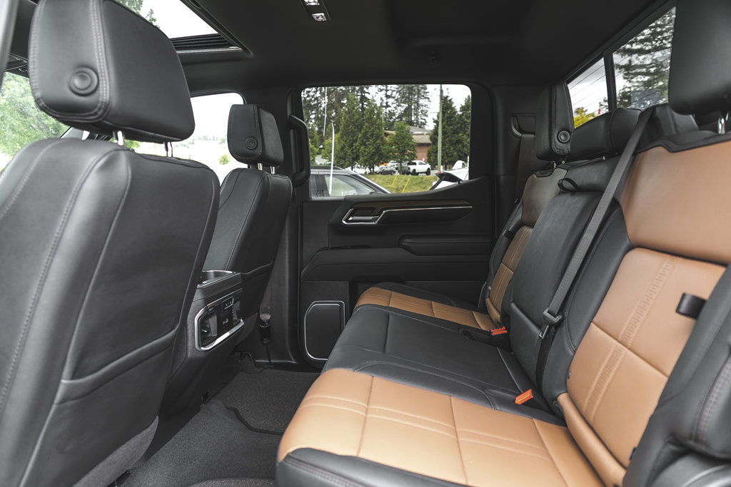 2026 Chevrolet Silverado 1500 High Country-29