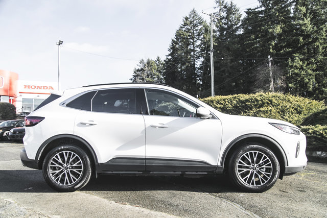 2024 Ford Escape PHEV-9