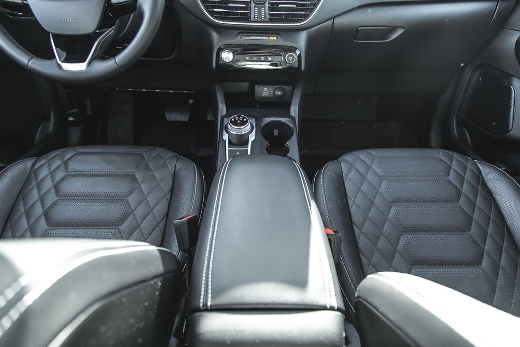 2024 Ford Escape PHEV-25