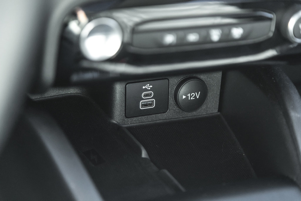 2024 Ford Escape PHEV-34