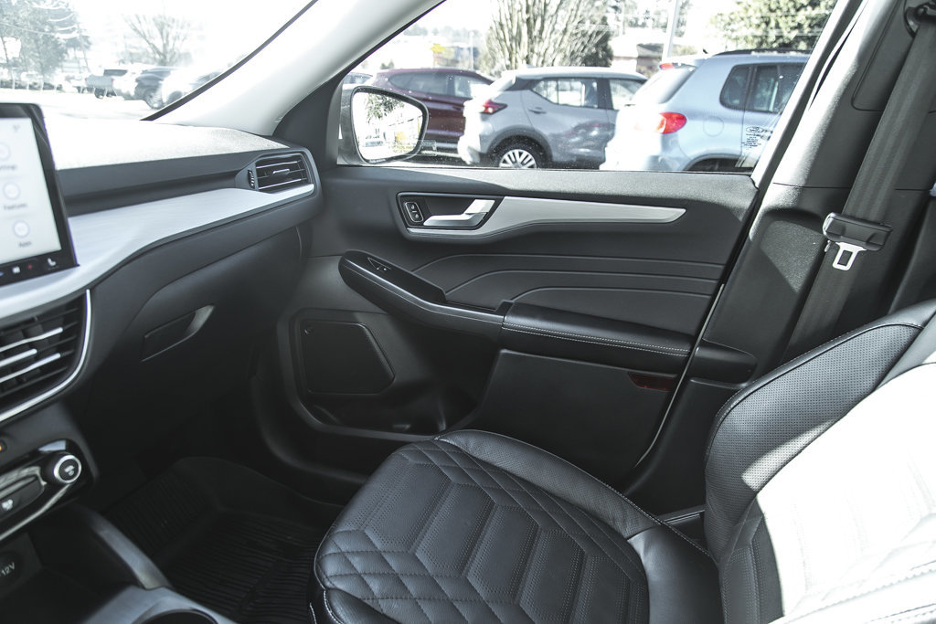 2024 Ford Escape PHEV-37