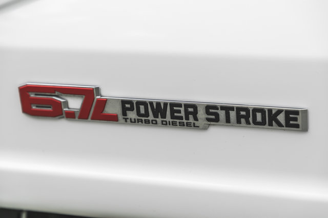 2025 Ford Super Duty F-350 SRW-8