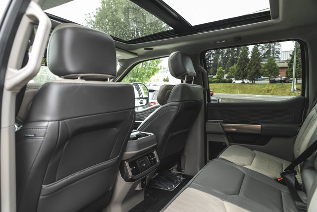 2025 Ford Super Duty F-350 SRW-38