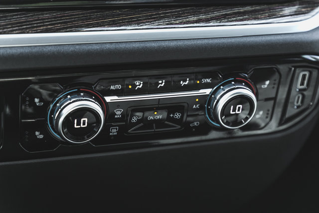 2025 GMC Sierra 1500 Elevation-38