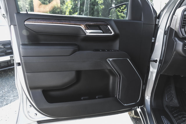 2025 GMC Sierra 1500 Elevation-16