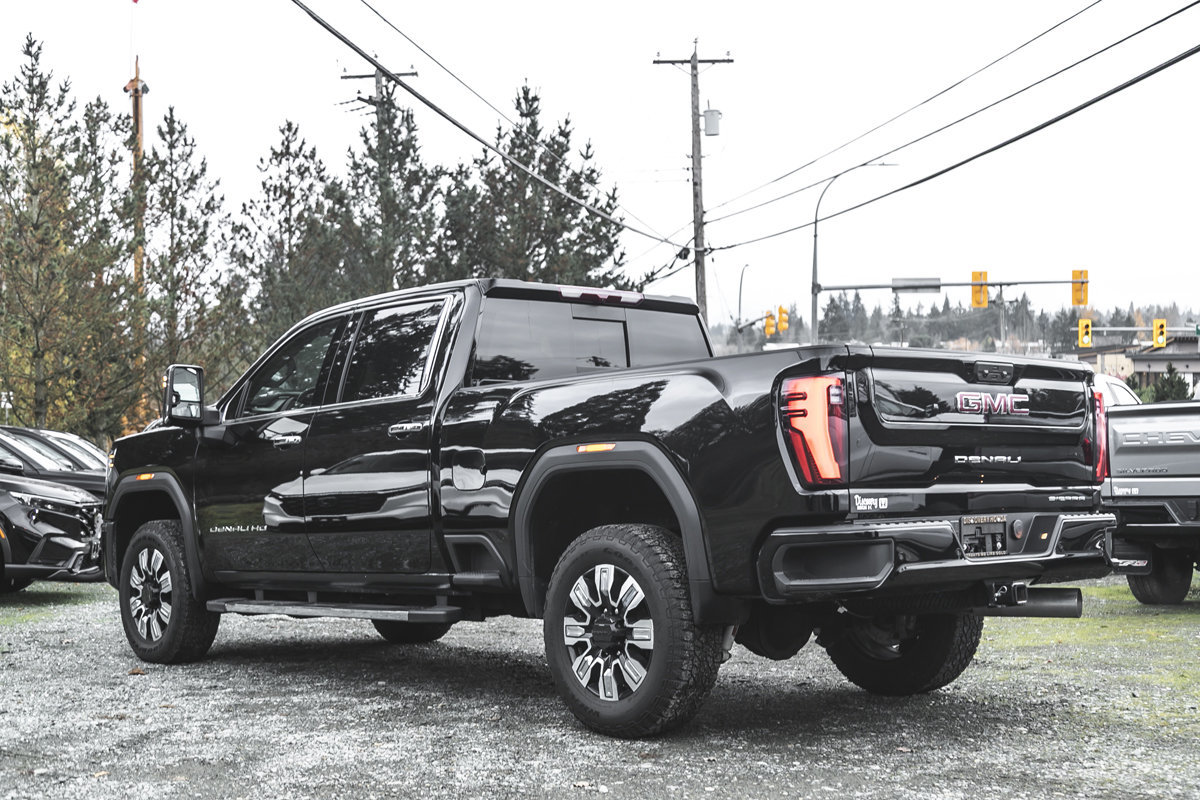2025 GMC Sierra 3500HD Denali-7