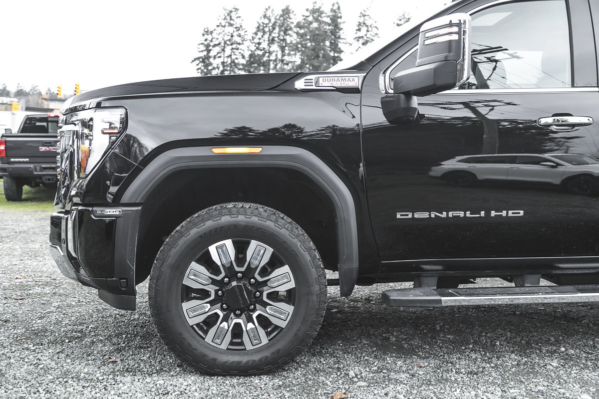 2025 GMC Sierra 3500HD Denali-4