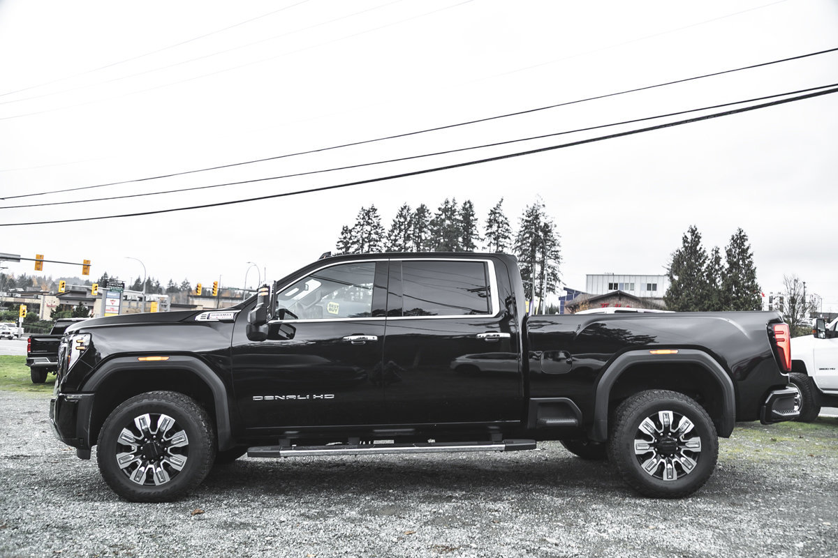 2025 GMC Sierra 3500HD Denali-6