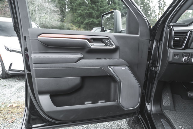 2025 GMC Sierra 3500HD Denali-16