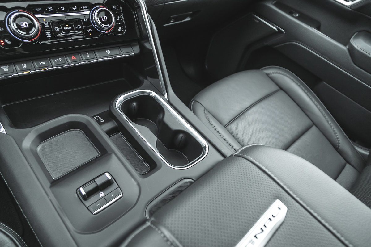2025 GMC Sierra 3500HD Denali-43