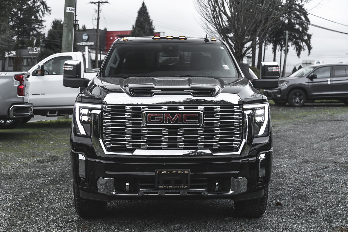 2025 GMC Sierra 3500HD Denali-2