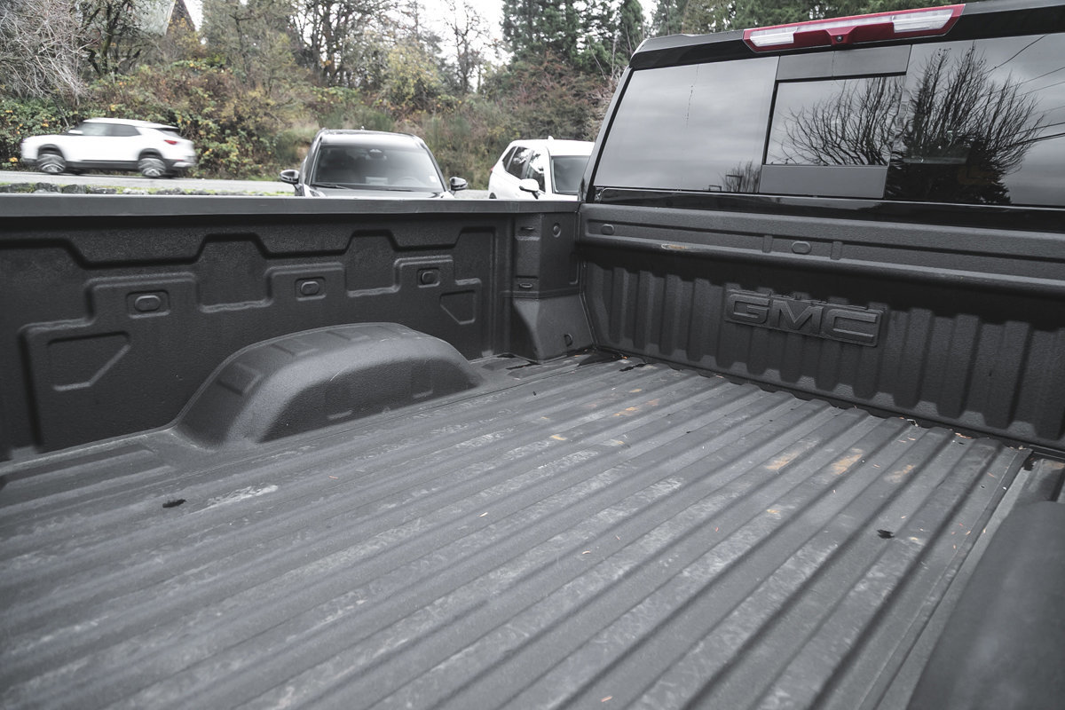 2025 GMC Sierra 3500HD Denali-13