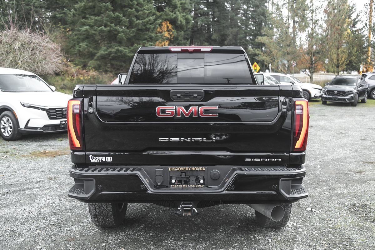 2025 GMC Sierra 3500HD Denali-8