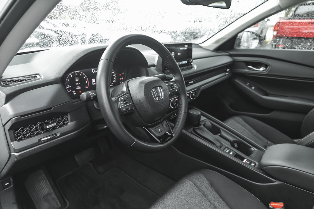 2025 Honda Accord Sedan SE-14