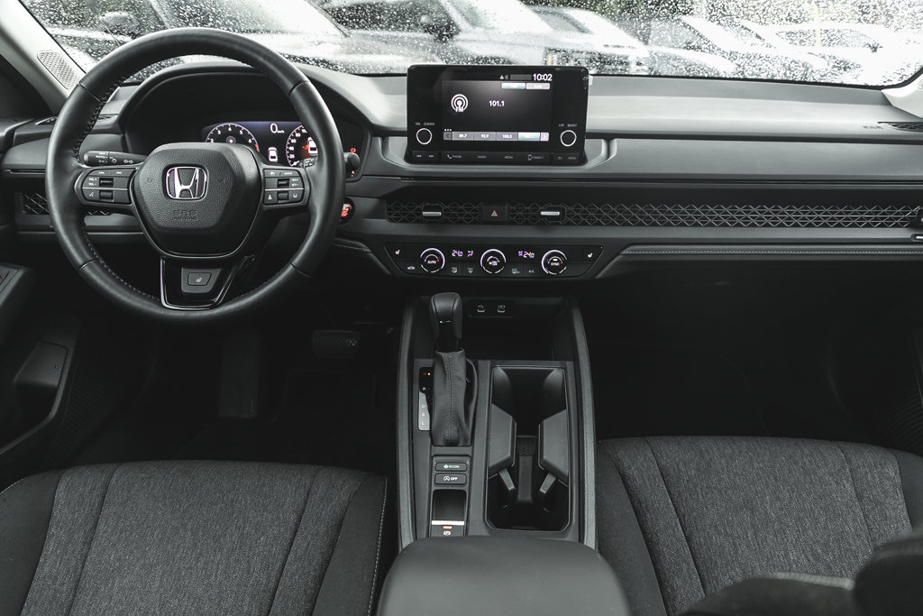 2025 Honda Accord Sedan SE-19