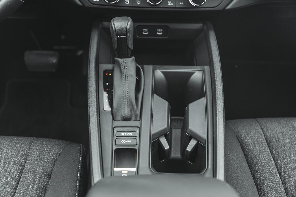 2025 Honda Accord Sedan SE-23