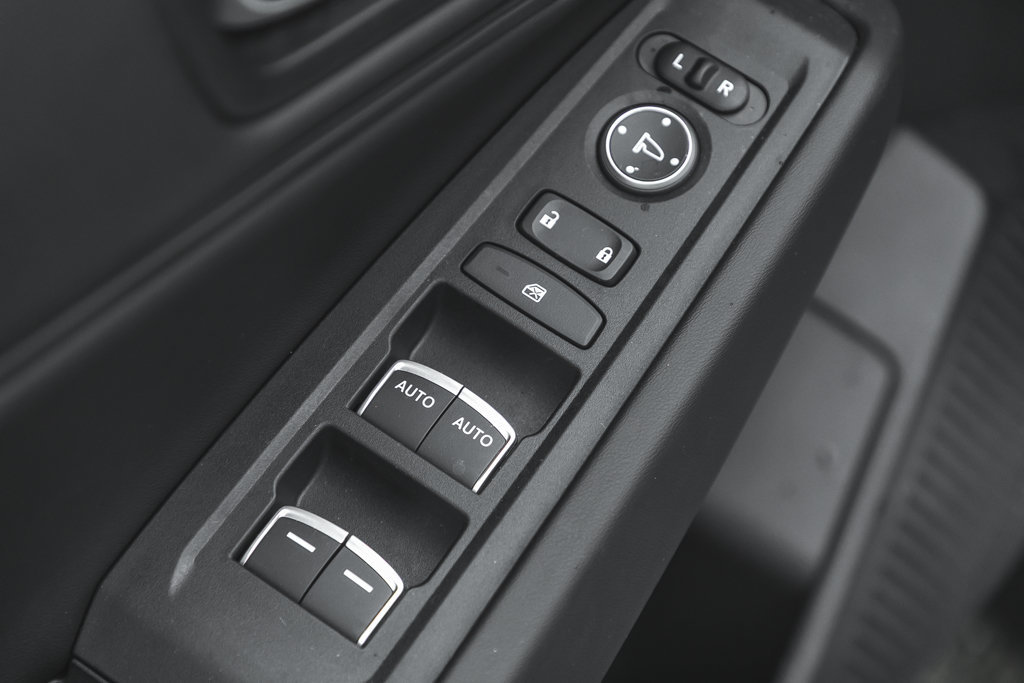 2025 Honda Accord Sedan SE-13