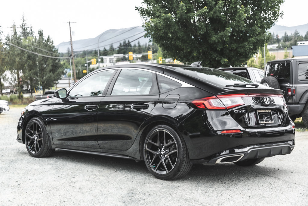 2023 Honda Civic Hatchback Sport Touring-6