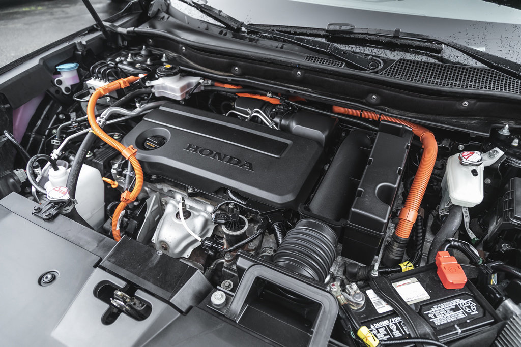 2025 Honda CR-V Hybrid Touring-12