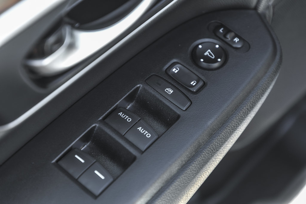 2022 Honda CR-V Touring-16