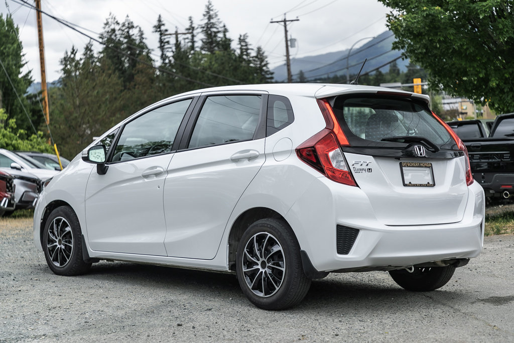 2016 Honda Fit LX-6