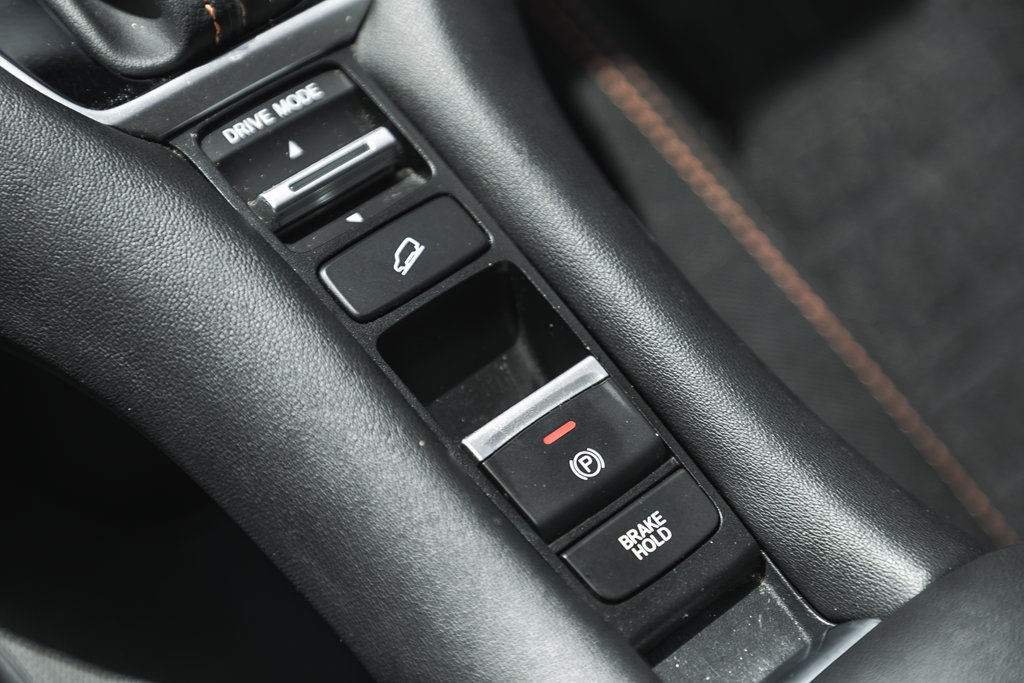 2024 Honda HR-V Sport-B-32