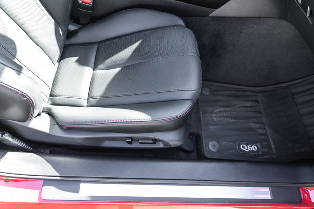 2021 Infiniti Q60-28