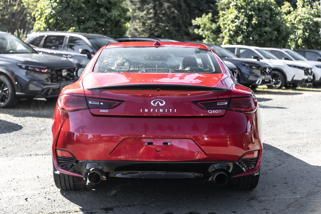 2021 Infiniti Q60-7