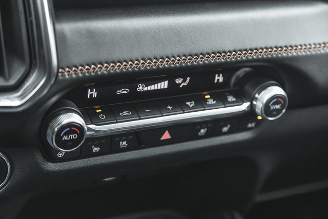 2024 Mazda CX-50-28