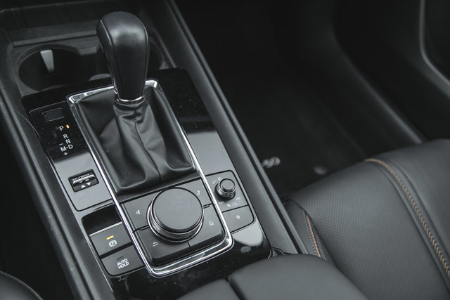 2024 Mazda CX-50-30