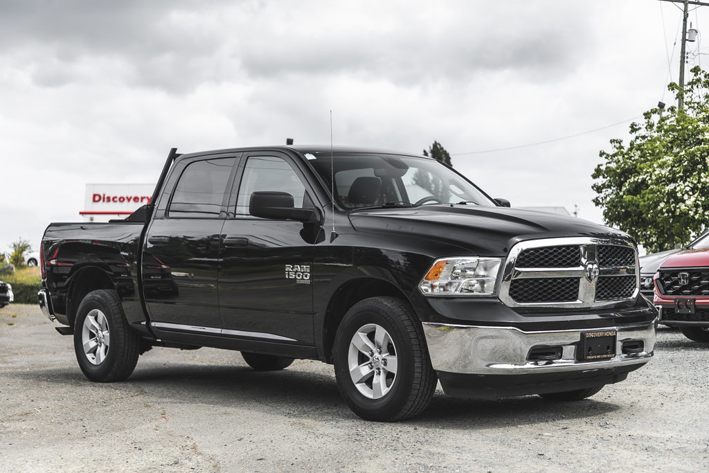2022 Ram 1500 Classic SLT-0