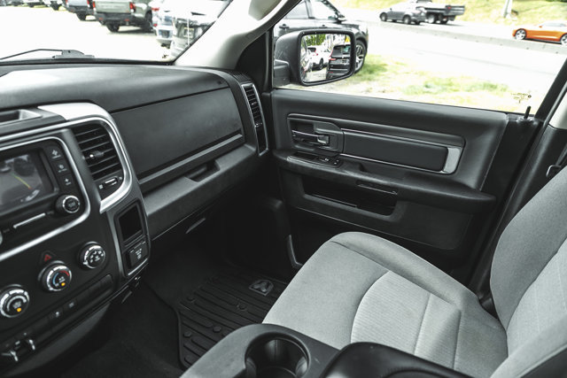 2022 Ram 1500 Classic SLT-40