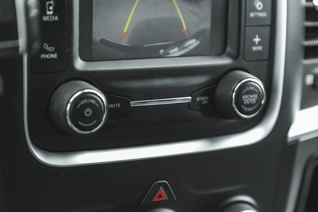 2022 Ram 1500 Classic SLT-33